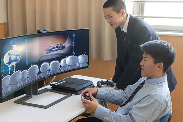 e-スポーツ・VR体験